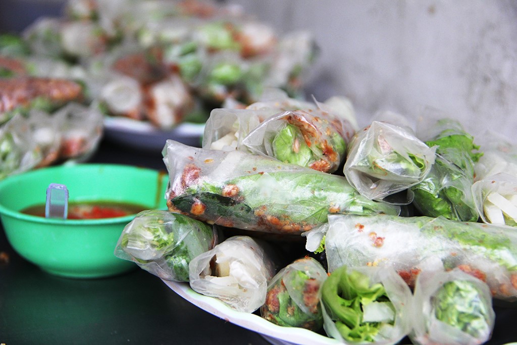Những điểm bán đồ ăn vặt khiến thực khách Sài Gòn say mê