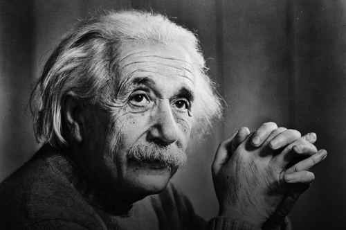 Tại sao Einstein lại trở thành biểu tượng của các thiên tài?