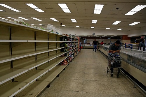 Venezuela: Siêu thị trống, giấy vệ sinh giá 30 USD một cuộn