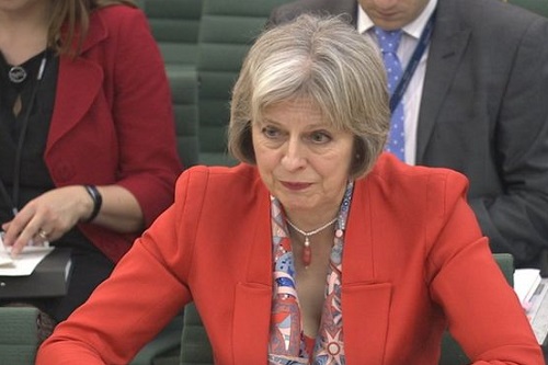 Nữ Thủ tướng sẽ kéo kinh tế Anh khỏi khủng hoảng như thế nào